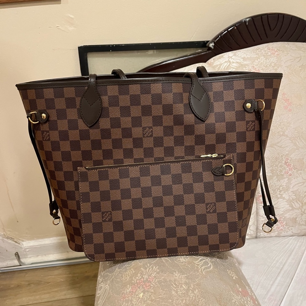Checkered Tote Bag - Red Interior - Picture 7 of 7